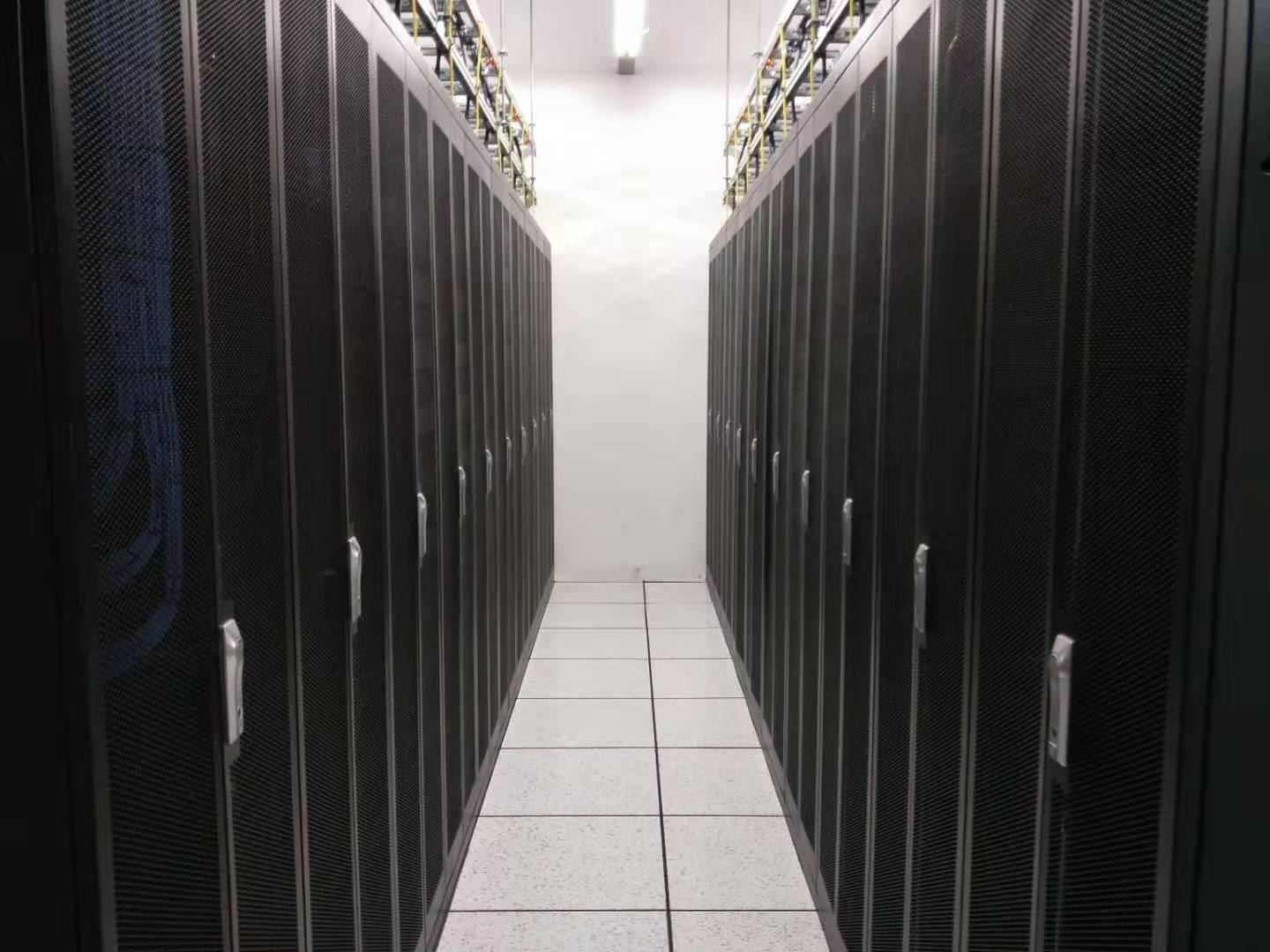 纳溪IDC机柜促销季开启